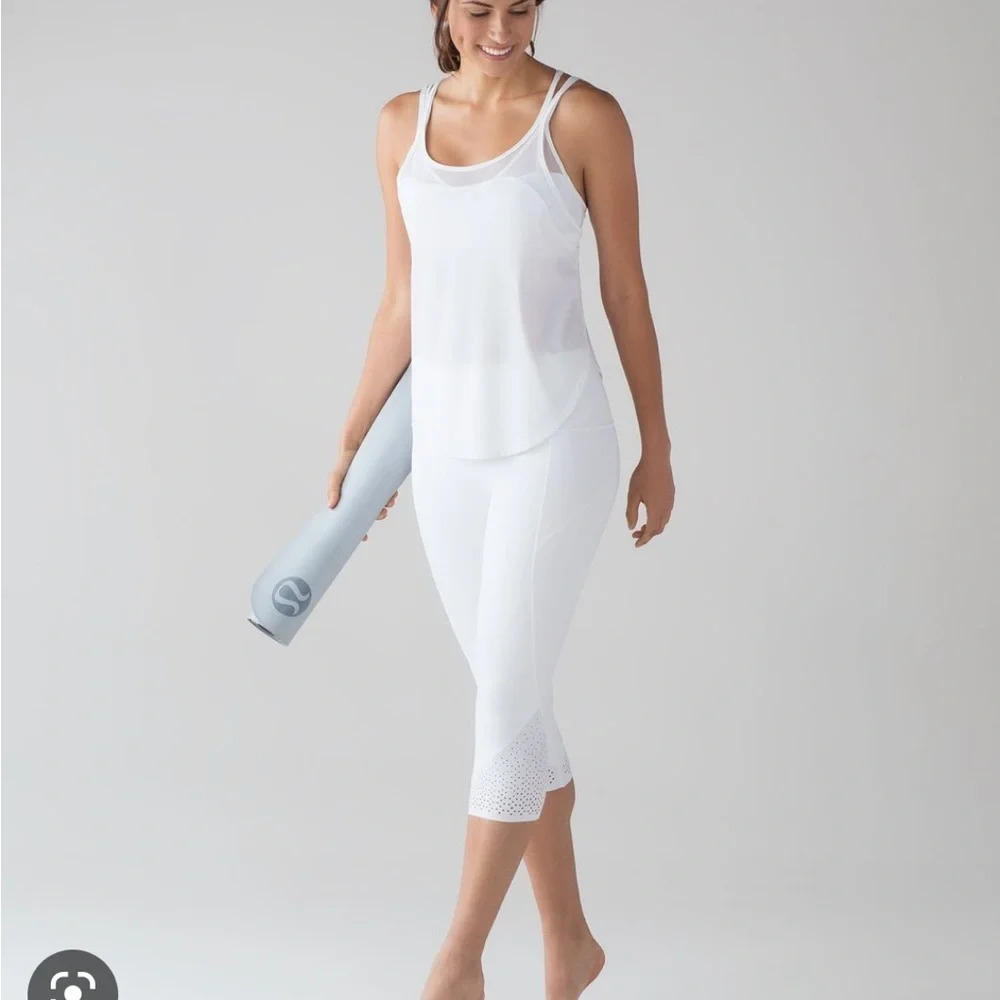 LULULEMON ANEW CROP 21” - Picture 5 of 6